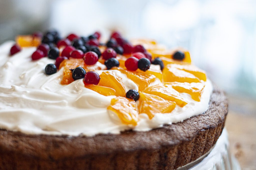cake, tart, berries-4910417.jpg